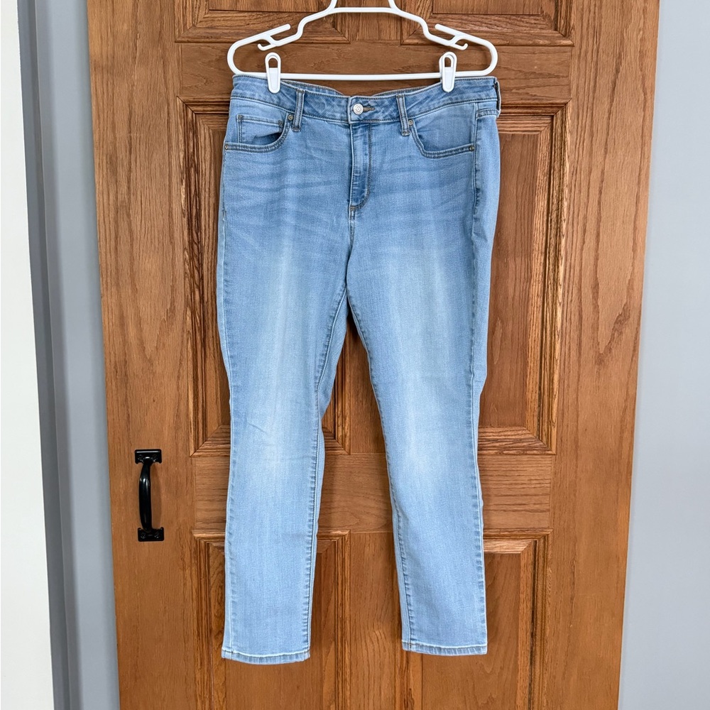 Sonoma Women's Light Wash 14S Skinny Jeans